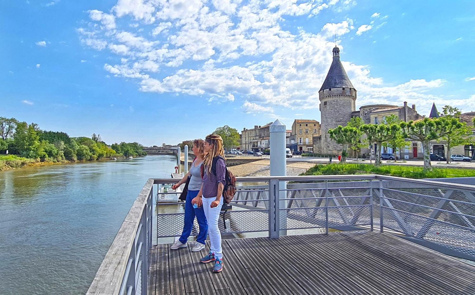 Meuble De Tourisme Classe 3 Etoiles Le Ptit Coin De Soleil - Saint Ciers D'Abzac Exterior foto